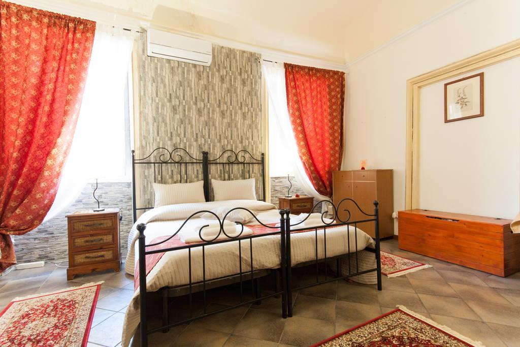 B&B Locami Piazzetta Messinese Палермо Екстер'єр фото